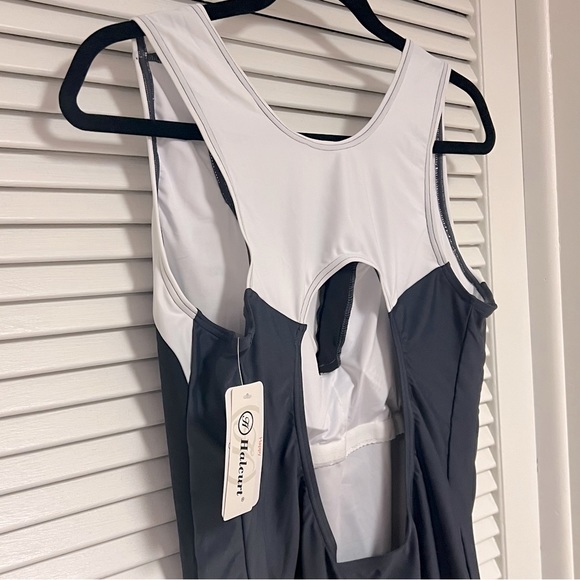 Halcurt Women's 3/4 Zip Front One Piece Swimwear Size 2X - Picture 9 of 12